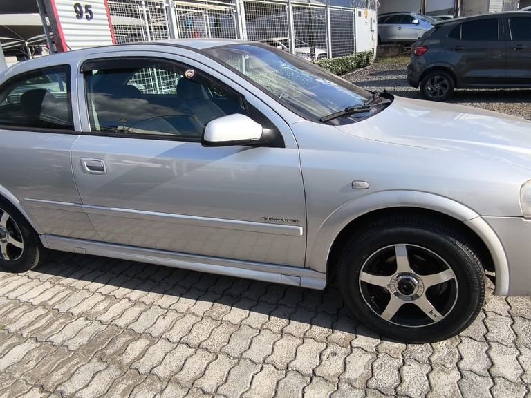 Chevrolet Astra Advantage 2.0 MPFI FlexPower 8V 3p