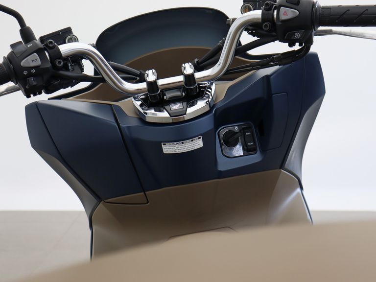 HONDA PCX 160 DLX