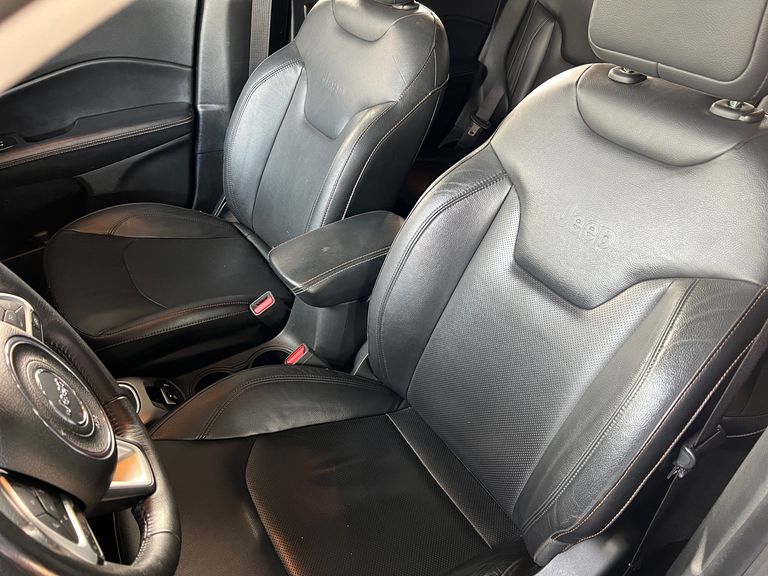Jeep COMPASS LONGITUDE 2.0 4x2 Flex 16V Aut.