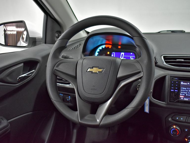 Chevrolet ONIX HATCH LT 1.0 8V FlexPower 5p Mec.