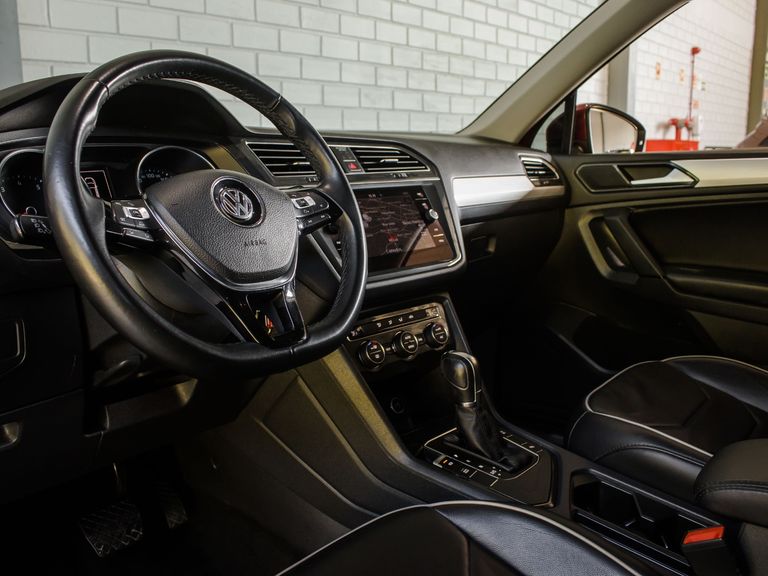 VolksWagen TIGUAN Allspac 250 TSI 1.4 Flex