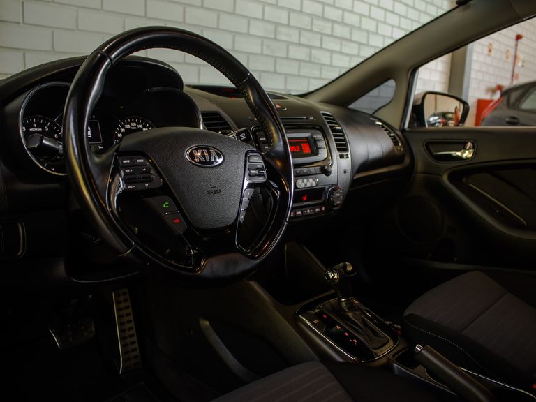 Kia Motors Cerato 1.6 16V  Flex  Aut.