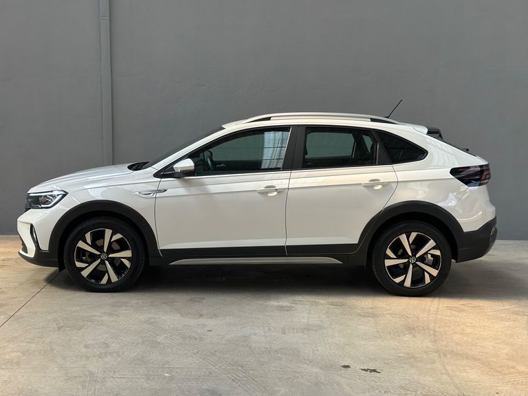 VolksWagen Nivus Highline 1.0 200 TSI Flex Aut.