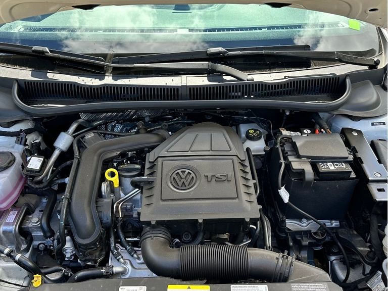 VolksWagen Nivus Highline 1.0 200 TSI Flex Aut.