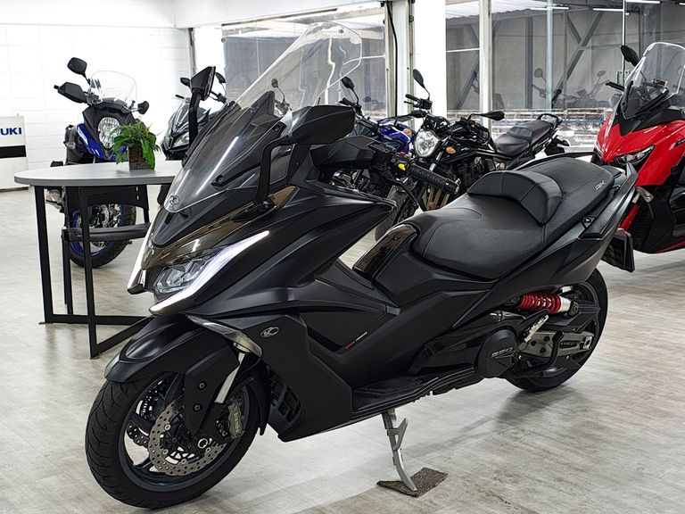 KYMCO AK 550i ABS