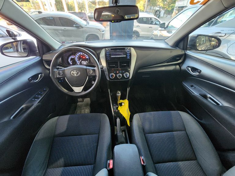 Toyota YARIS XL Sedan 1.5 Flex 16V 4p Aut.