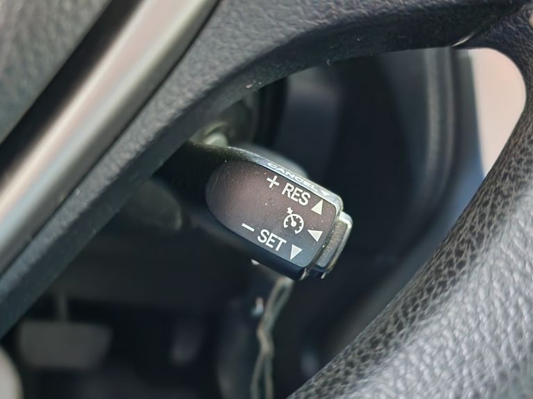 Toyota YARIS XL Sedan 1.5 Flex 16V 4p Aut.