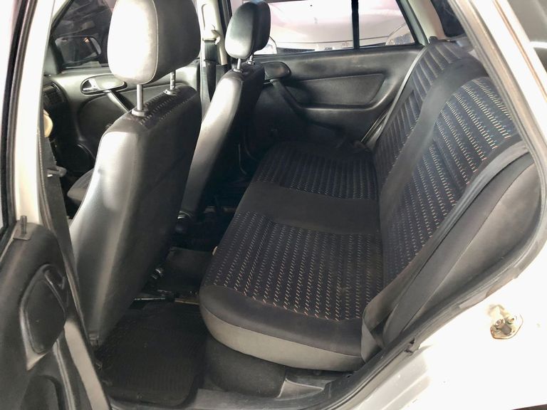 VolksWagen Gol City (Trend)/Titan 1.0 T. Flex 8V 4p