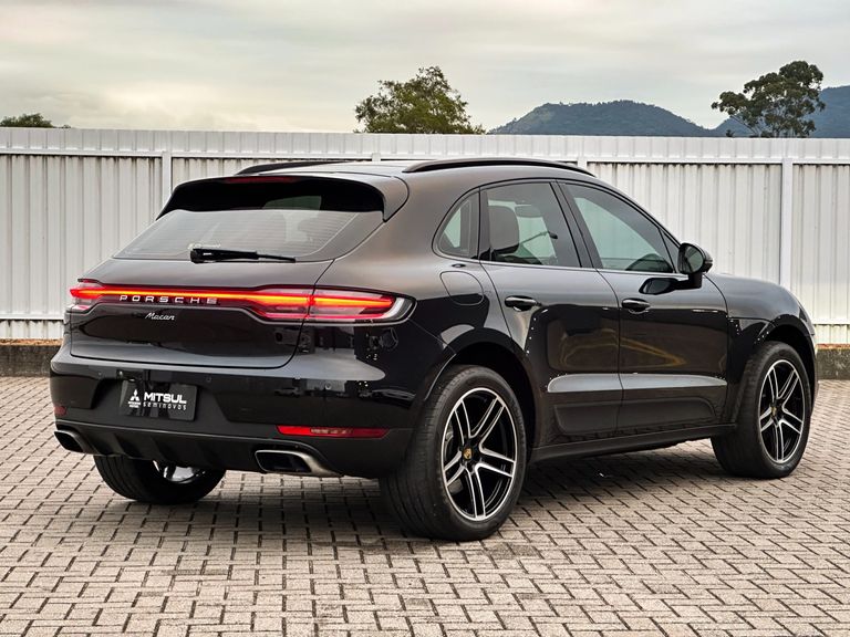 Porsche Macan 2.0 Turbo