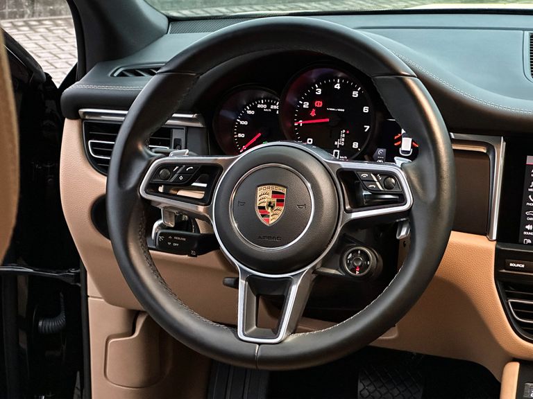 Porsche Macan 2.0 Turbo