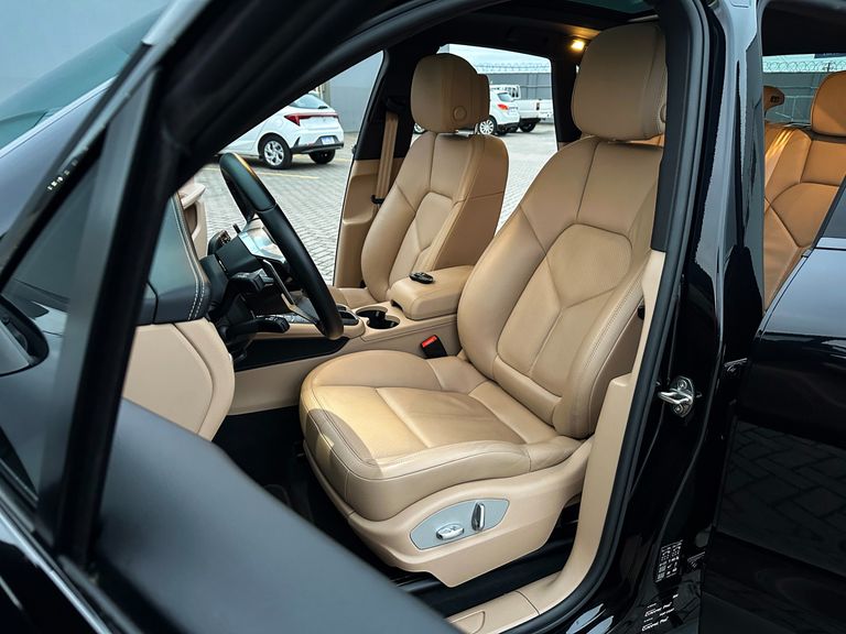 Porsche Macan 2.0 Turbo
