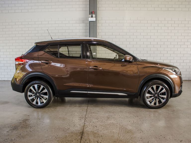 Nissan KICKS SV 1.6 16V FlexStar 5p Aut.