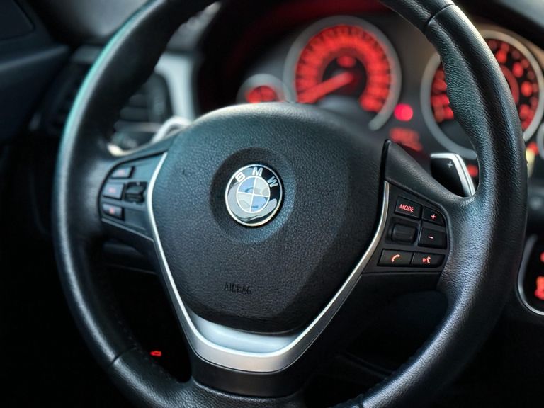 BMW 320iA GT Sport 2.0 Turbo 16V 184cv 5p