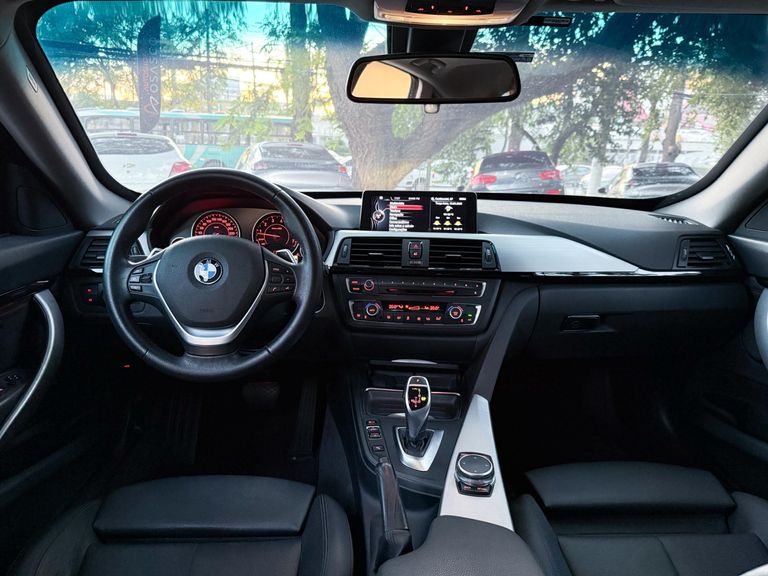 BMW 320iA GT Sport 2.0 Turbo 16V 184cv 5p