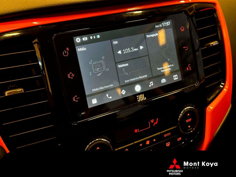 Mitsubishi L200 Triton S HPE SERTOES 2.4 CD Dies.