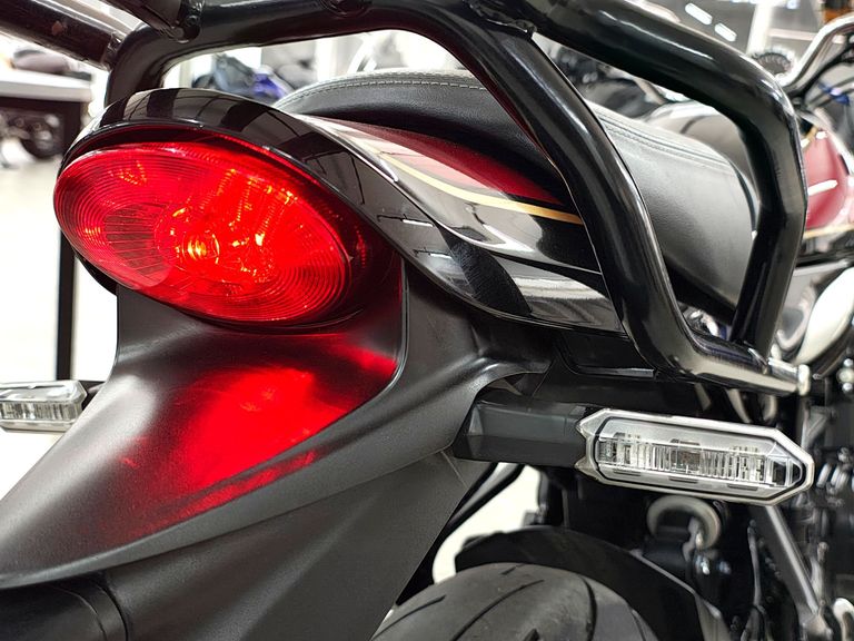 KAWASAKI RS