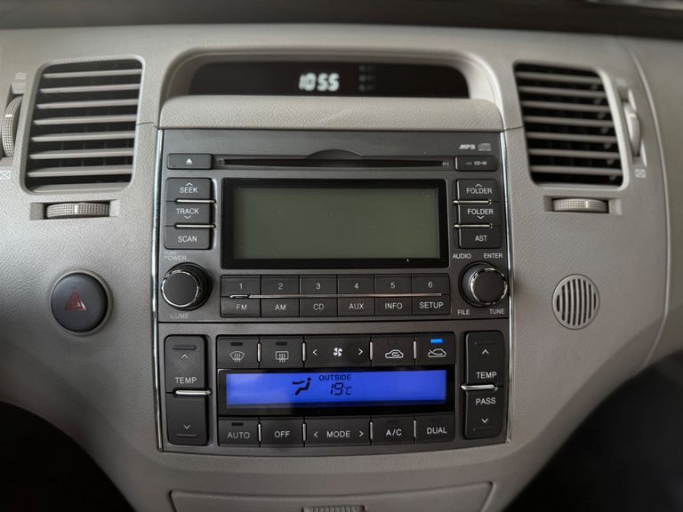 Hyundai AZERA GLS 3.3 V6 24V 4p Aut.