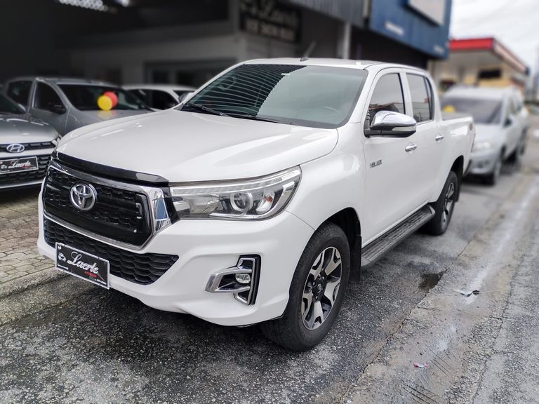 Toyota Hilux CD SRX 4x4 2.8 TDI 16V Diesel Aut.