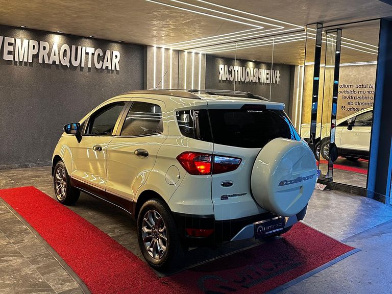 Ford EcoSport FREESTYLE 2.0 16V Flex 5p Aut.