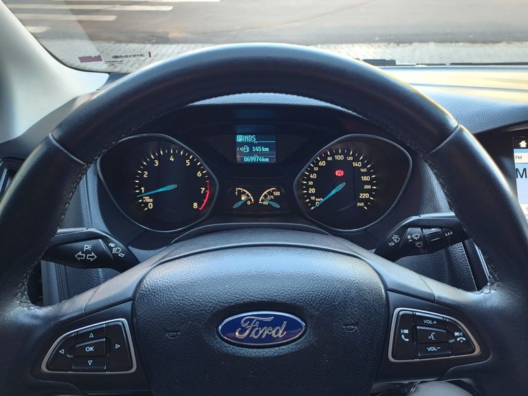 Ford Focus 2.0 16V/SE/SE Plus Flex 5p Aut.