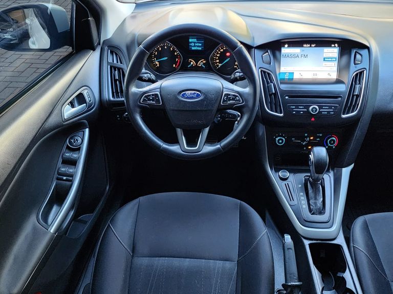 Ford Focus 2.0 16V/SE/SE Plus Flex 5p Aut.