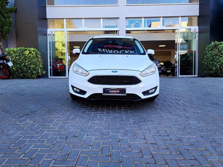 Ford Focus 2.0 16V/SE/SE Plus Flex 5p Aut.