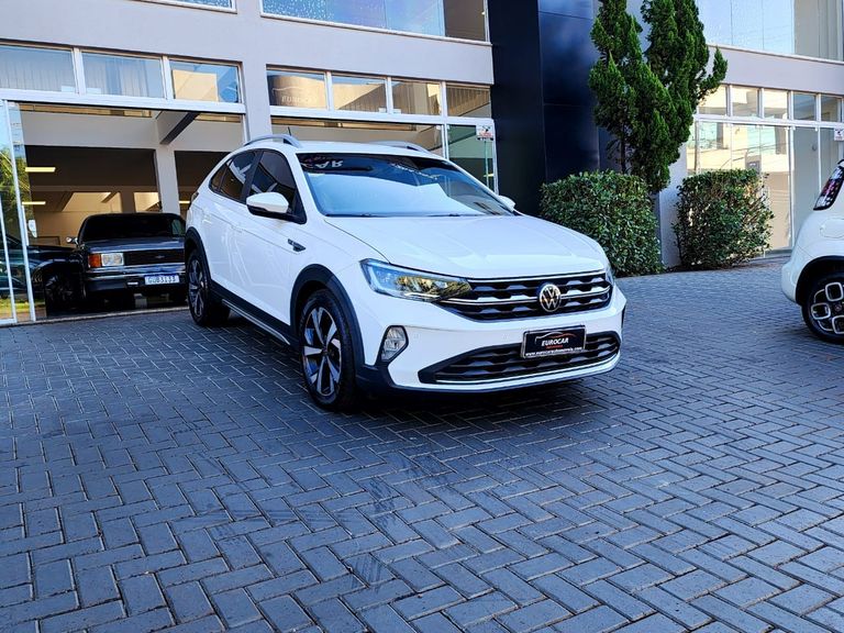 VolksWagen Nivus Highline 1.0 200 TSI Flex Aut.