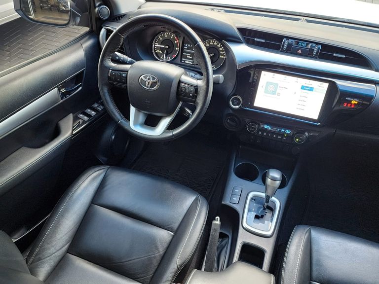 Toyota Hilux CD SRV 4x4 2.8 TDI Diesel Aut.
