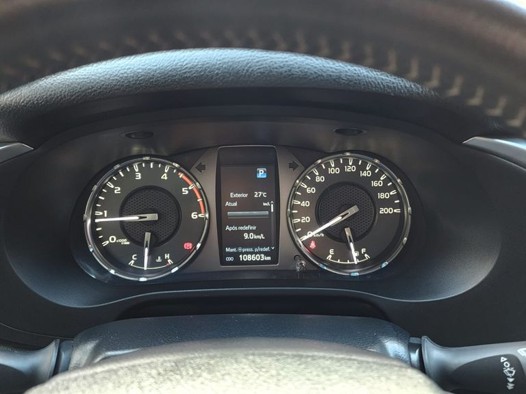 Toyota Hilux CD SRV 4x4 2.8 TDI Diesel Aut.
