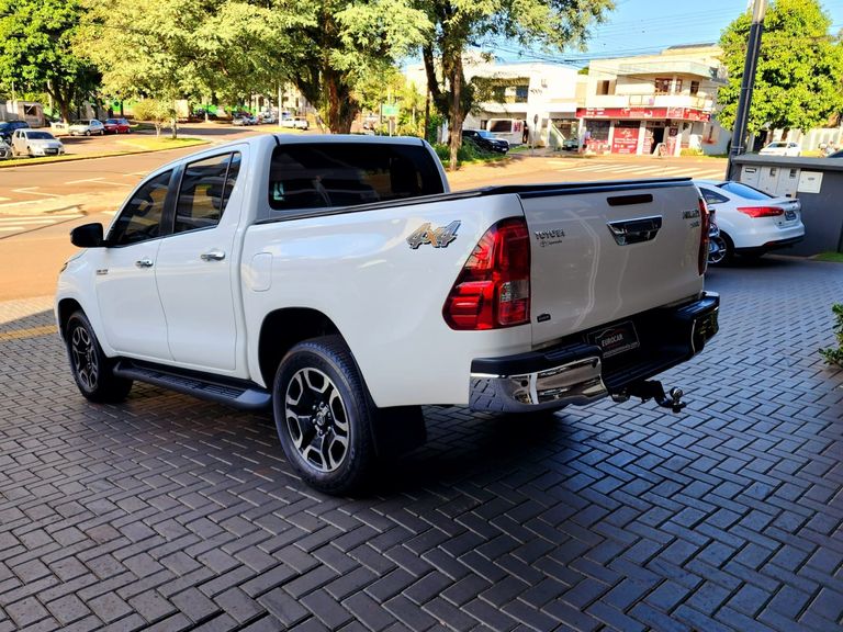 Toyota Hilux CD SRV 4x4 2.8 TDI Diesel Aut.
