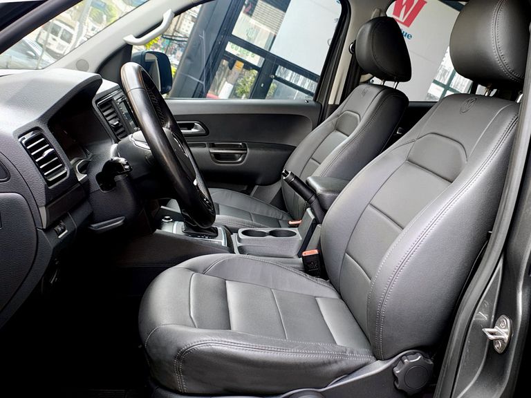 VolksWagen AMAROK Comfor. 3.0 V6 TDI 4x4 Dies. Aut.