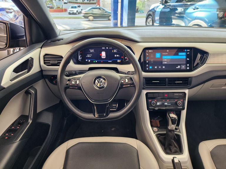 VolksWagen T-Cross Highline 1.4 TSI Flex 16V 5p Aut