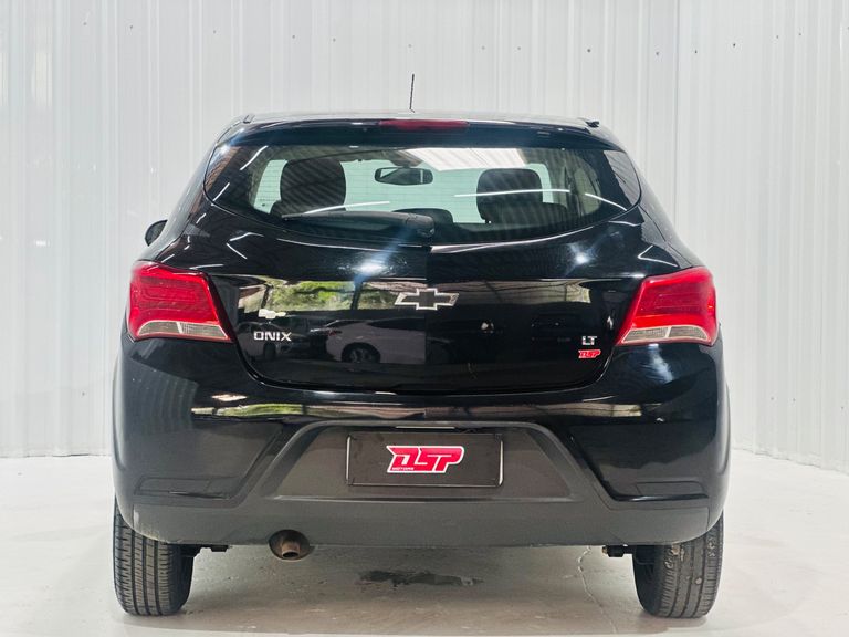 Chevrolet ONIX HATCH LT 1.0 8V FlexPower 5p Mec.