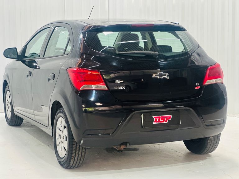 Chevrolet ONIX HATCH LT 1.0 8V FlexPower 5p Mec.