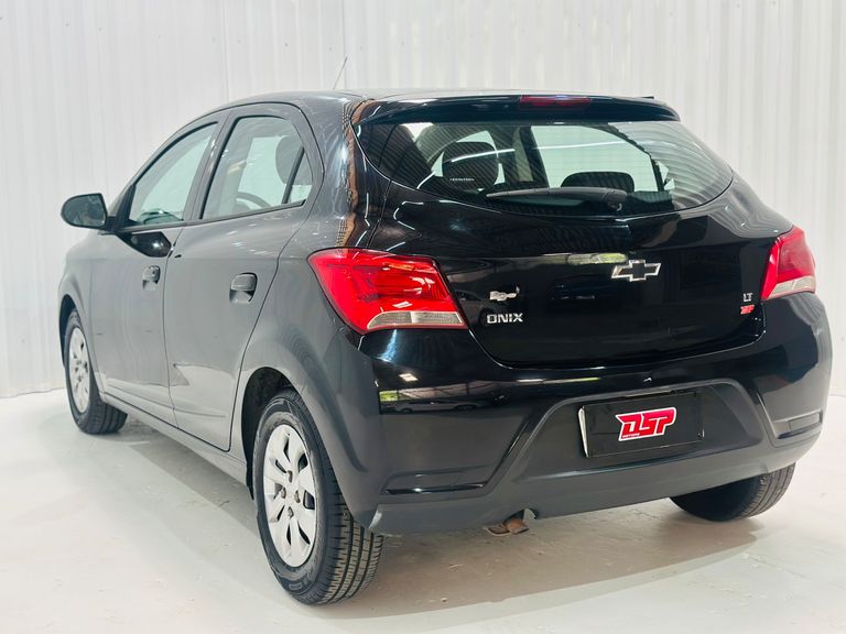 Chevrolet ONIX HATCH LT 1.0 8V FlexPower 5p Mec.
