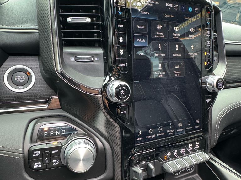 RAM 1500 LIMITED NIGHT EDITION 5.7 4x4 Aut.