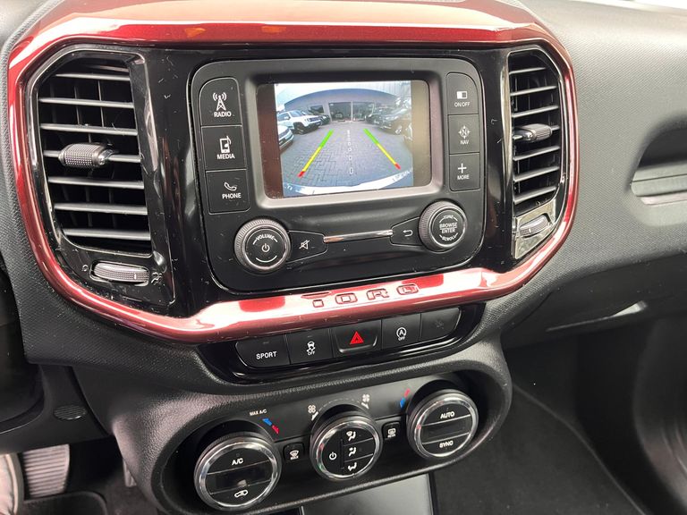Fiat Toro Freedom 1.8 16V Flex Aut.