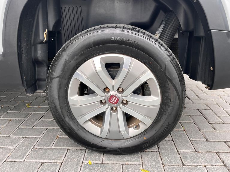 Fiat Toro Freedom 1.8 16V Flex Aut.