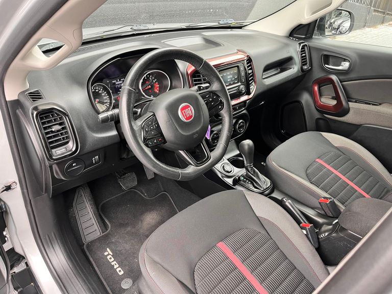 Fiat Toro Freedom 1.8 16V Flex Aut.