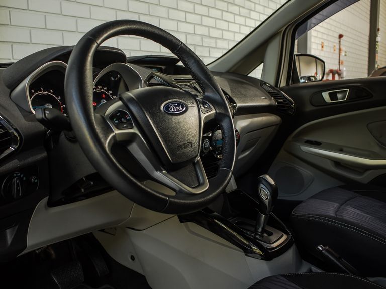 Ford EcoSport TITANIUM 2.0 16V Flex 5p Aut.