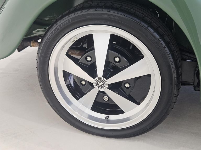 Volkswagen 1.3 8V GASOLINA 2P MANUAL