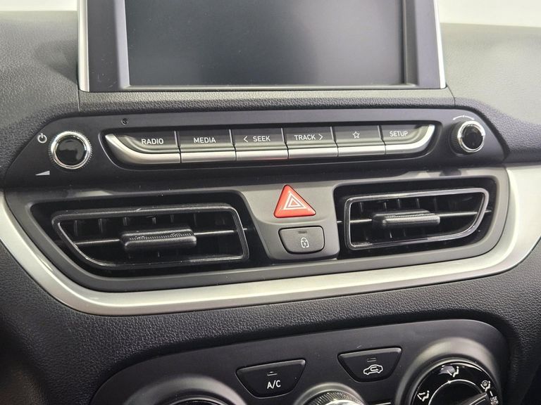 Hyundai 1.0 12V FLEX COMFORT PLUS MANUAL