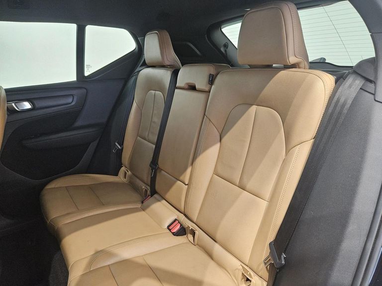 Volvo 2.0 T5 GASOLINA MOMENTUM AWD GEARTRONIC