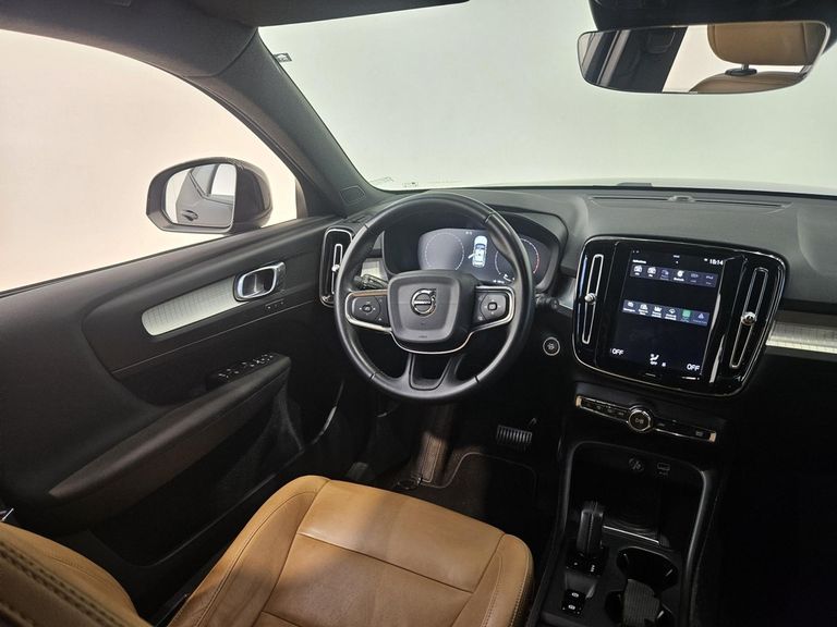 Volvo 2.0 T5 GASOLINA MOMENTUM AWD GEARTRONIC