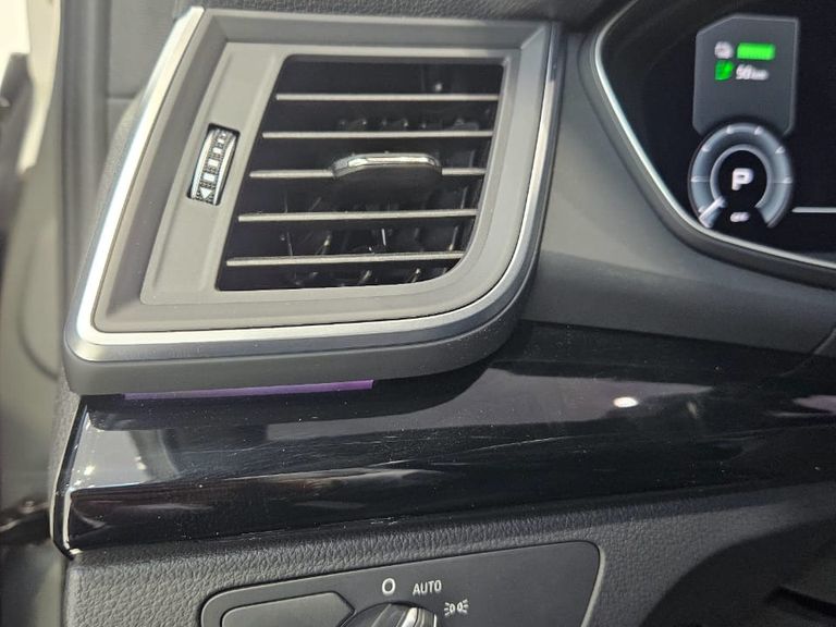 Audi Q5 Perf. Black 2.0 TFSIe S.Tr. Qt (Hib.)