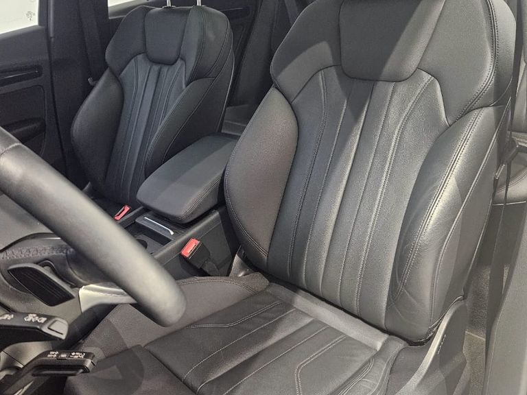 Audi Q5 Perf. Black 2.0 TFSIe S.Tr. Qt (Hib.)