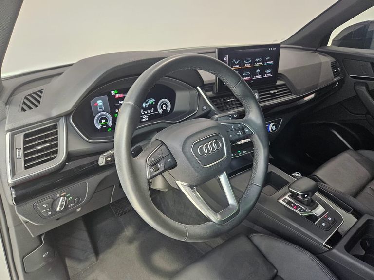 Audi Q5 Perf. Black 2.0 TFSIe S.Tr. Qt (Hib.)