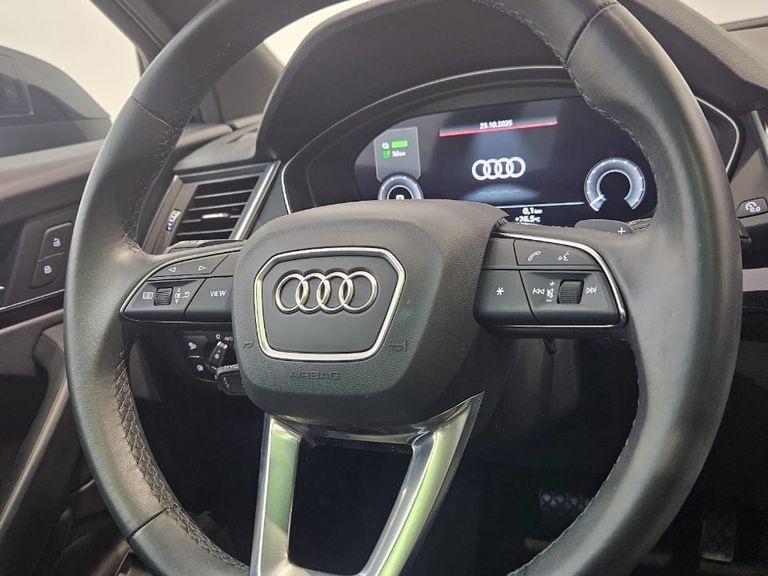 Audi Q5 Perf. Black 2.0 TFSIe S.Tr. Qt (Hib.)