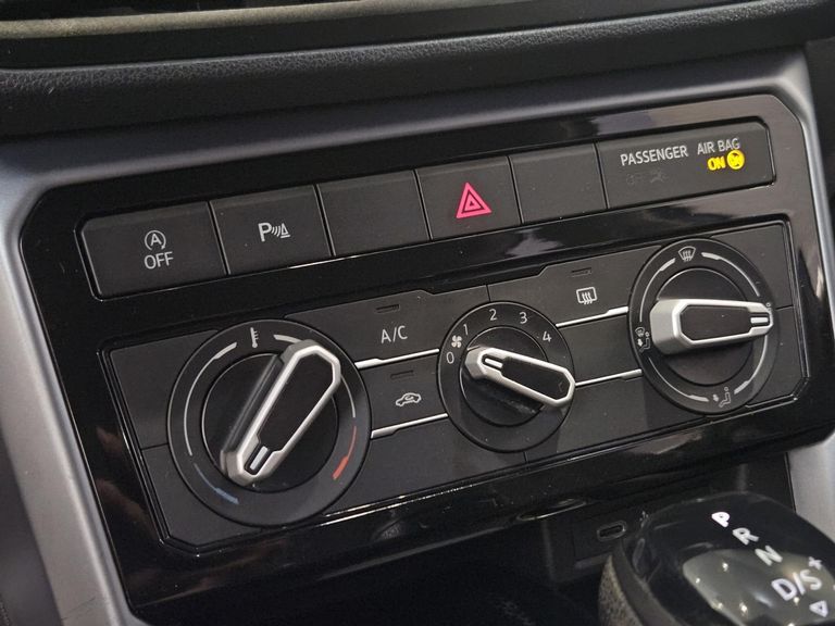 Volkswagen 1.0 200 TSI TOTAL FLEX AUTOMÁTICO