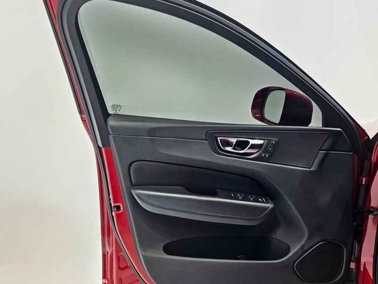 Volvo XC 60 T-5 INSCRIPTION 2.0 AWD 5p